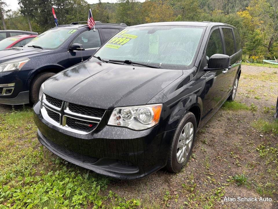 2019 DODGE Grand Caravan, photo 1 of 11