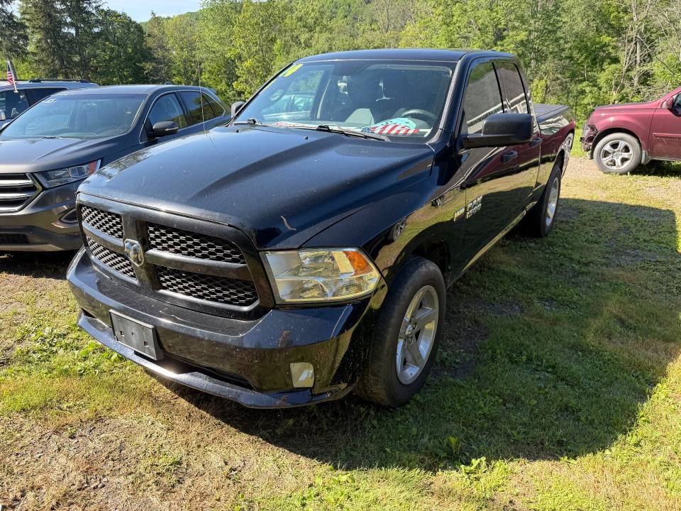 2014 RAM 1500, photo 1 of 8